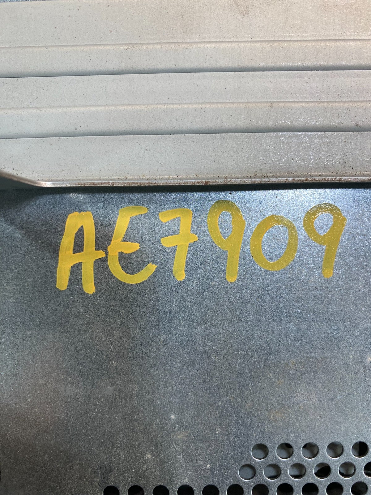 2003 - 2005 Lincoln Town Car RDS AM/FM Radio Tape CD Player ae7909 DG7