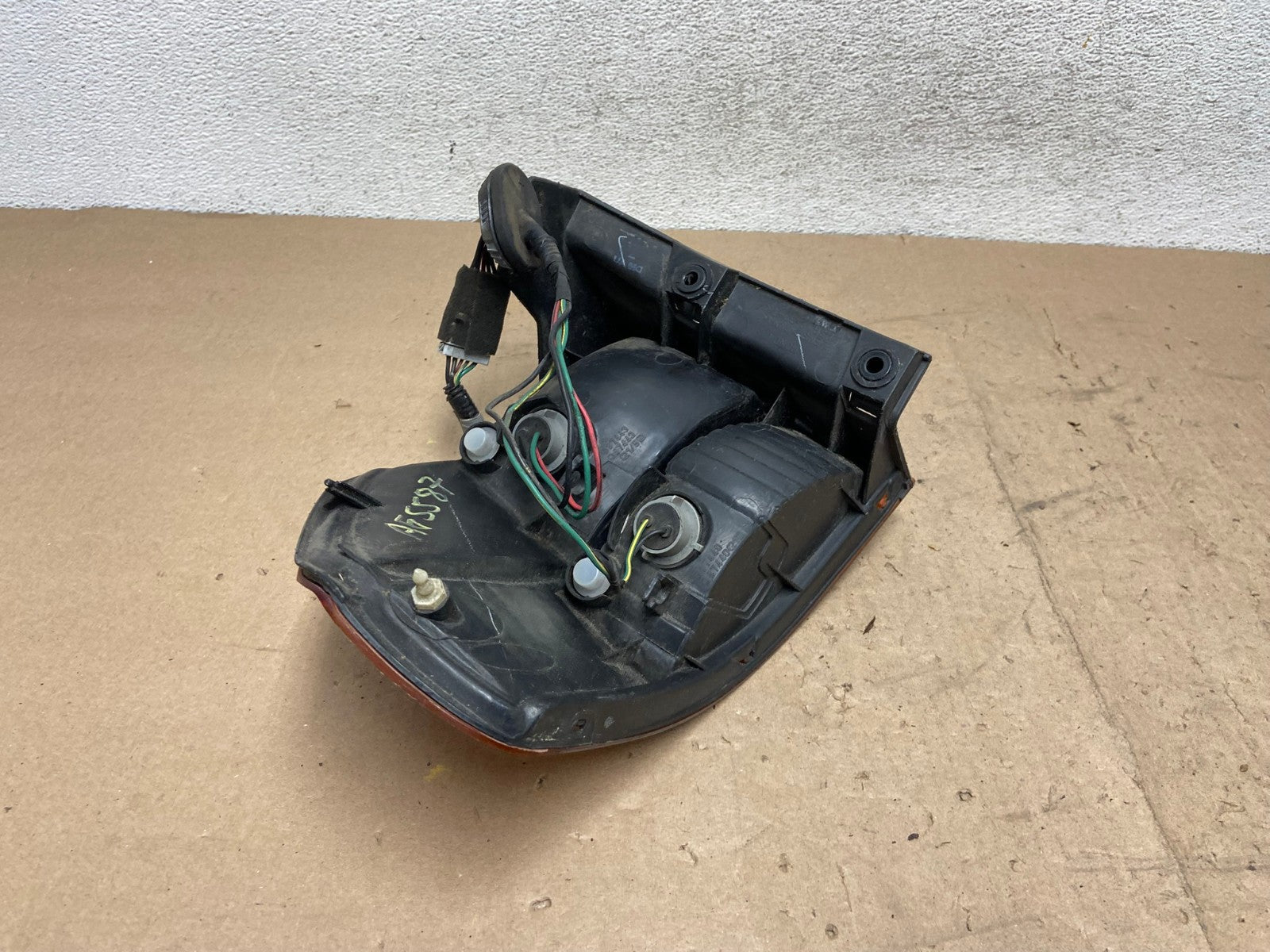 2002 2003 2004 Honda Odyssey Right Passenger Side Tail Light AG5587 LK5