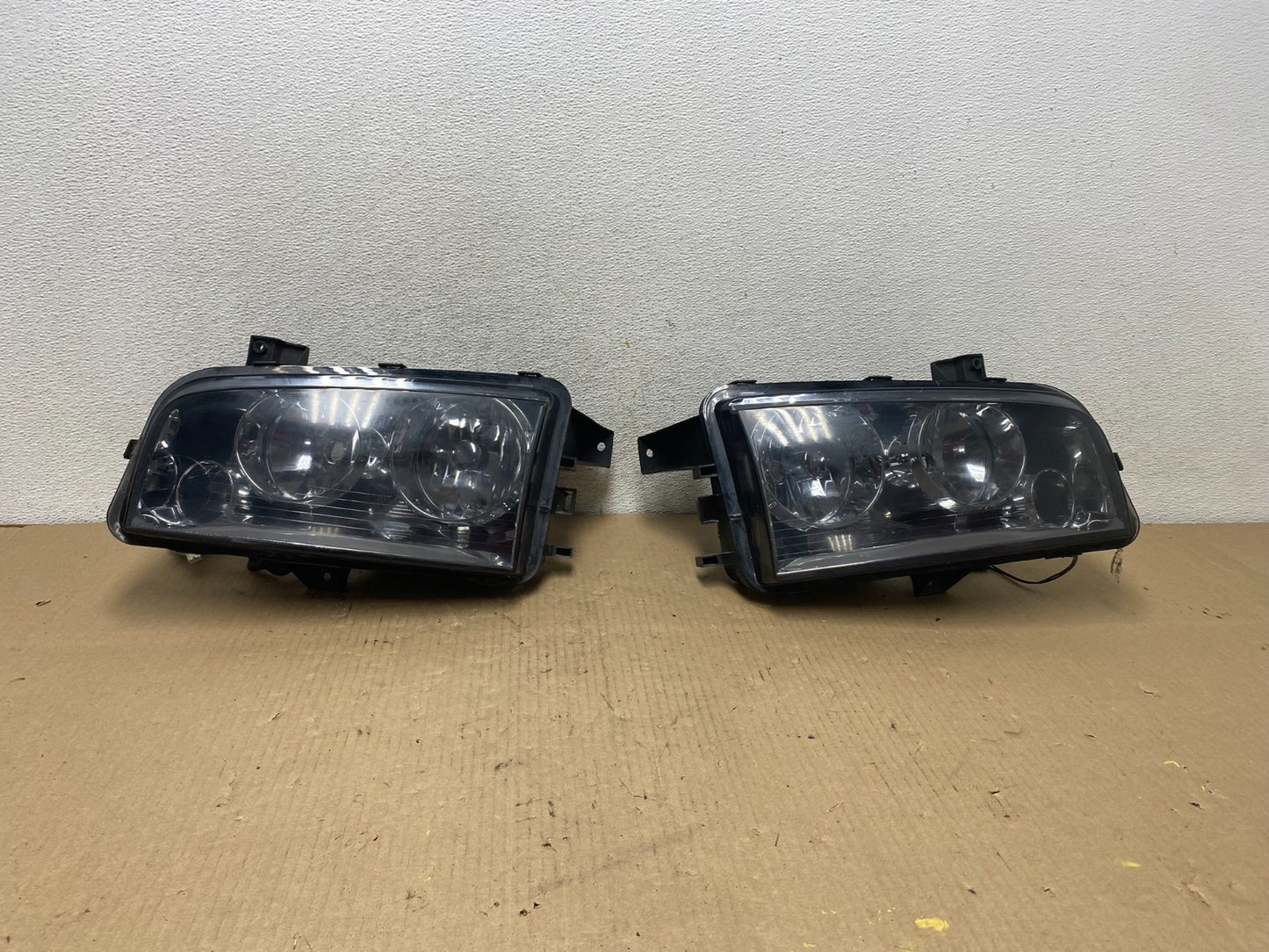 2006-2010 Dodge Charger Left+Right Side Set Halogen Headlights AG7973 DW0