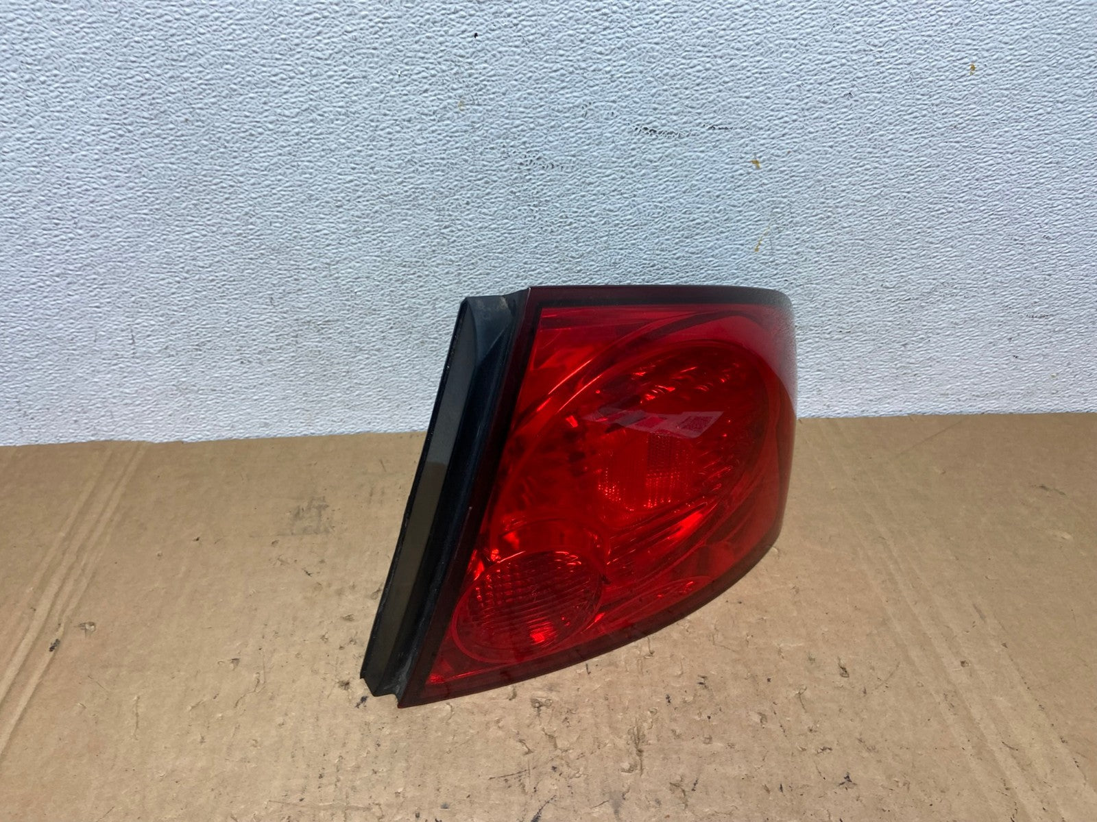 2004 2005 2006 Nissan Sentra Right Passenger Rh Side Tail Light AD3289 LK2