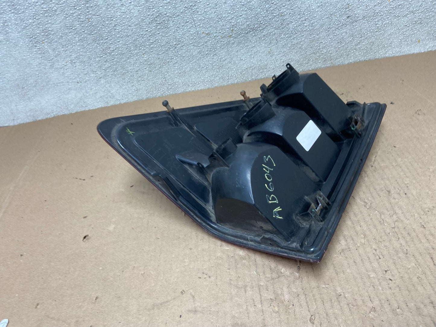 2005 to 2006 Jeep Grand Cherokee Left Driver Side Lh Tail Light AB6043 LK6
