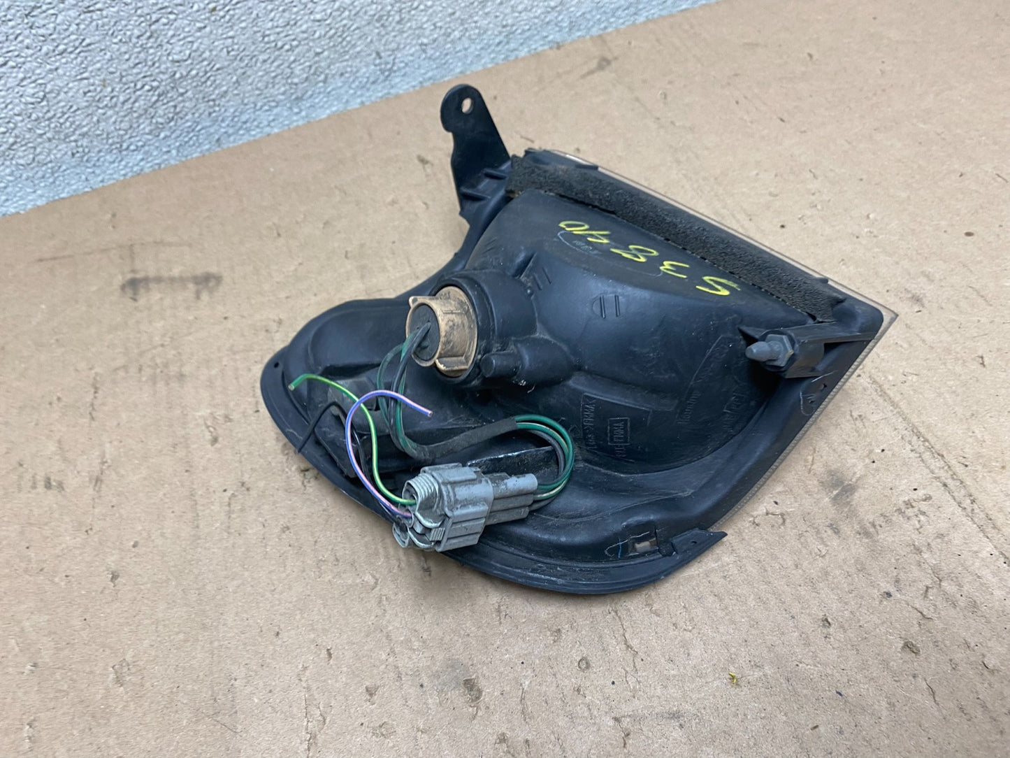 1999 - 2004 Nissan Pathfinder Front Left Driver Turn Signal Oem S3840 DW5