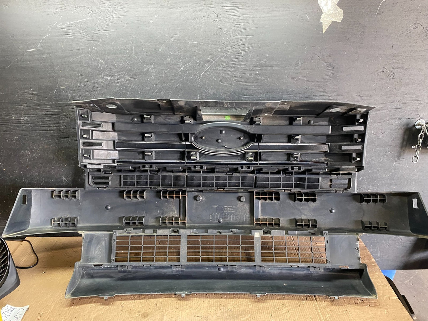 2009 2010 2011 Ford Flex Front Upper Chrome Grille Grill  Oem p6261 DG9