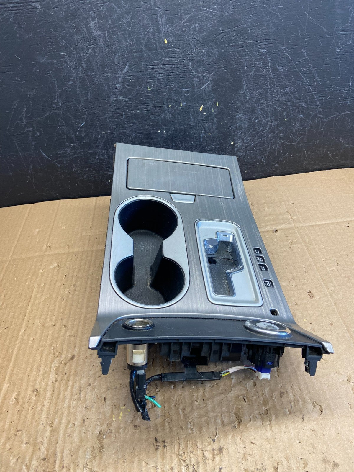 2015-2018 Nissan Murano Center Console Shifter Trim Bezel Ashtray AC9654 DG3