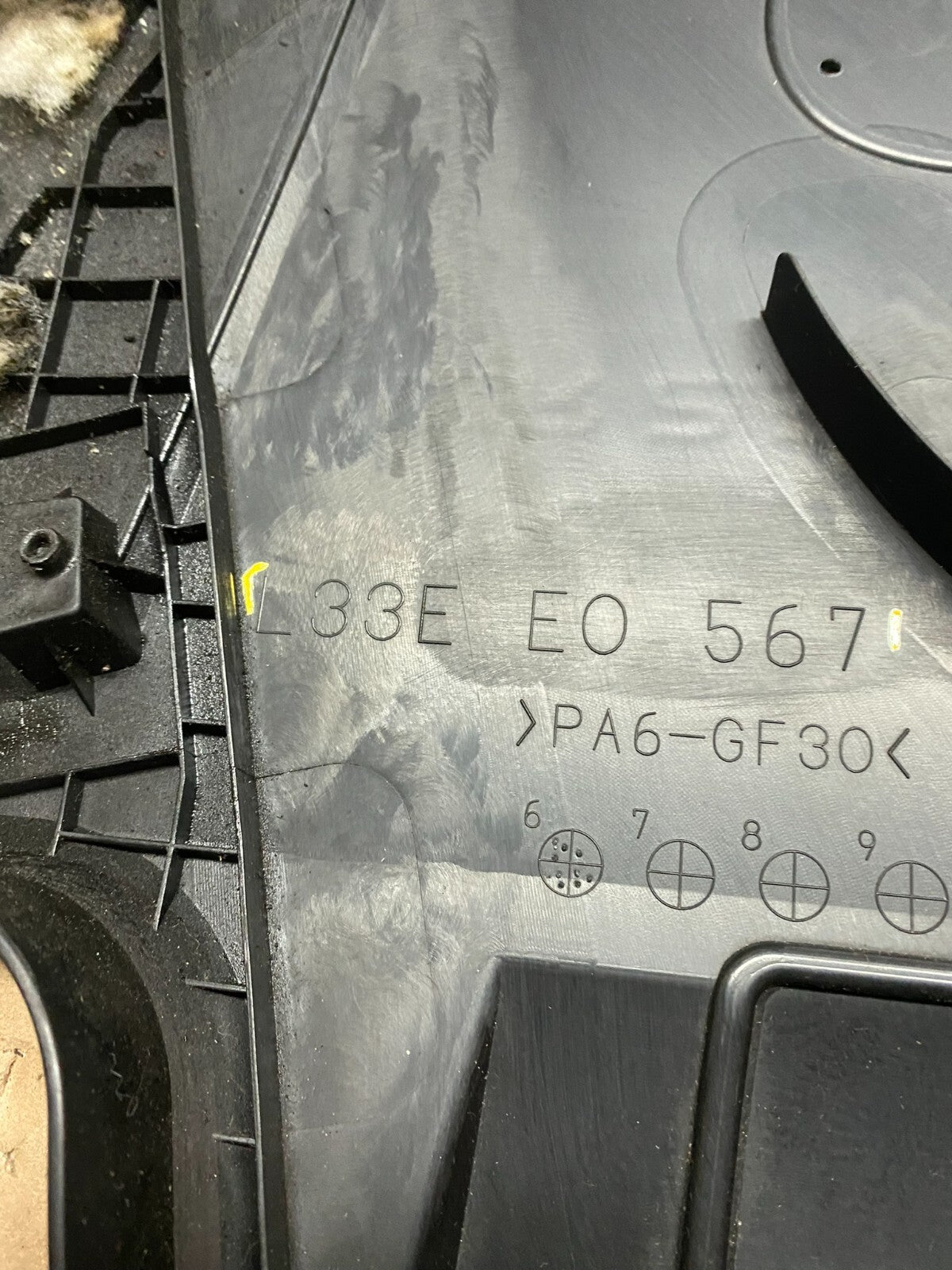 2010 2011 2012 Mazda CX7 CX-7 2.3L Engine Shield Top Cover j0781 DG18