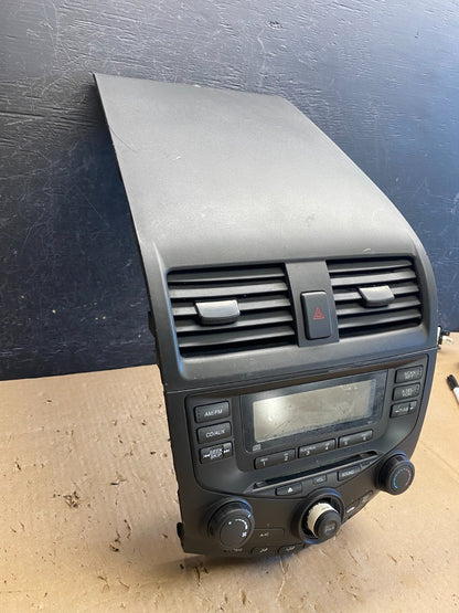 2003 to 2007 Honda Accord Radio CD Player Climate Control Switch aj1363 DG1
