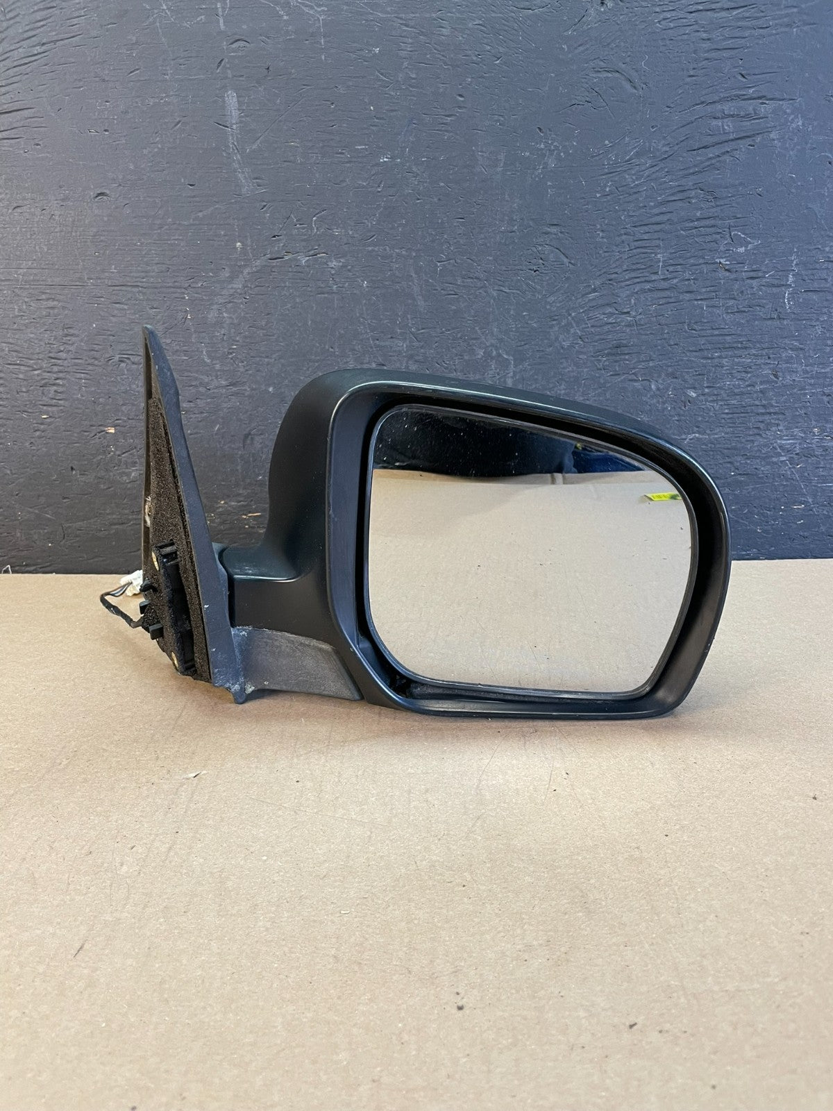 2009 to 2010 Subaru Forester Right Passenger View Power Door Mirror AE1099 DW8