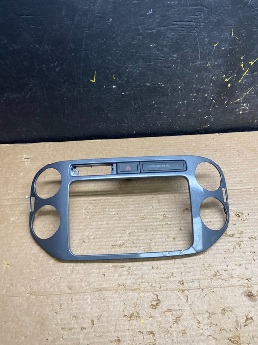2012 to 2017 Volkswagen Tiguan Center Dashboard Radio Bezel Trim W3066 DG0
