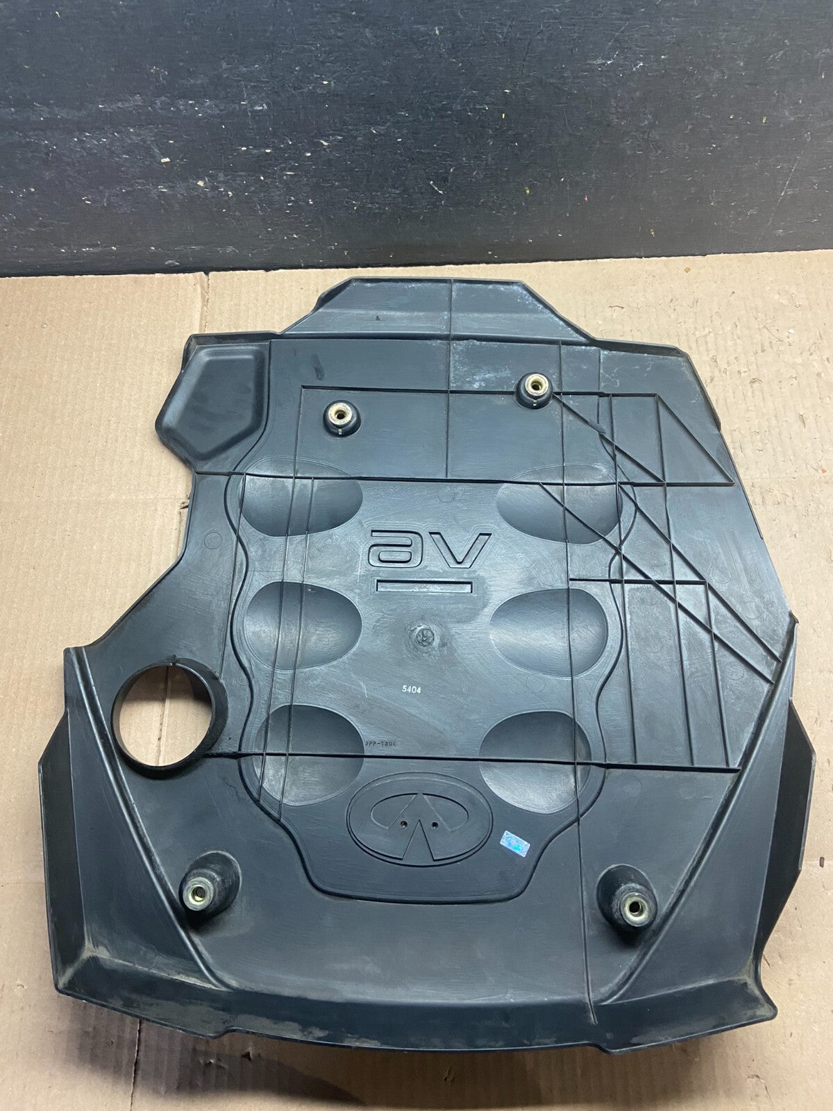 2003 to 2007 Infiniti FX35 M35 G35 V6 Engine Motor Cover OEM C21201