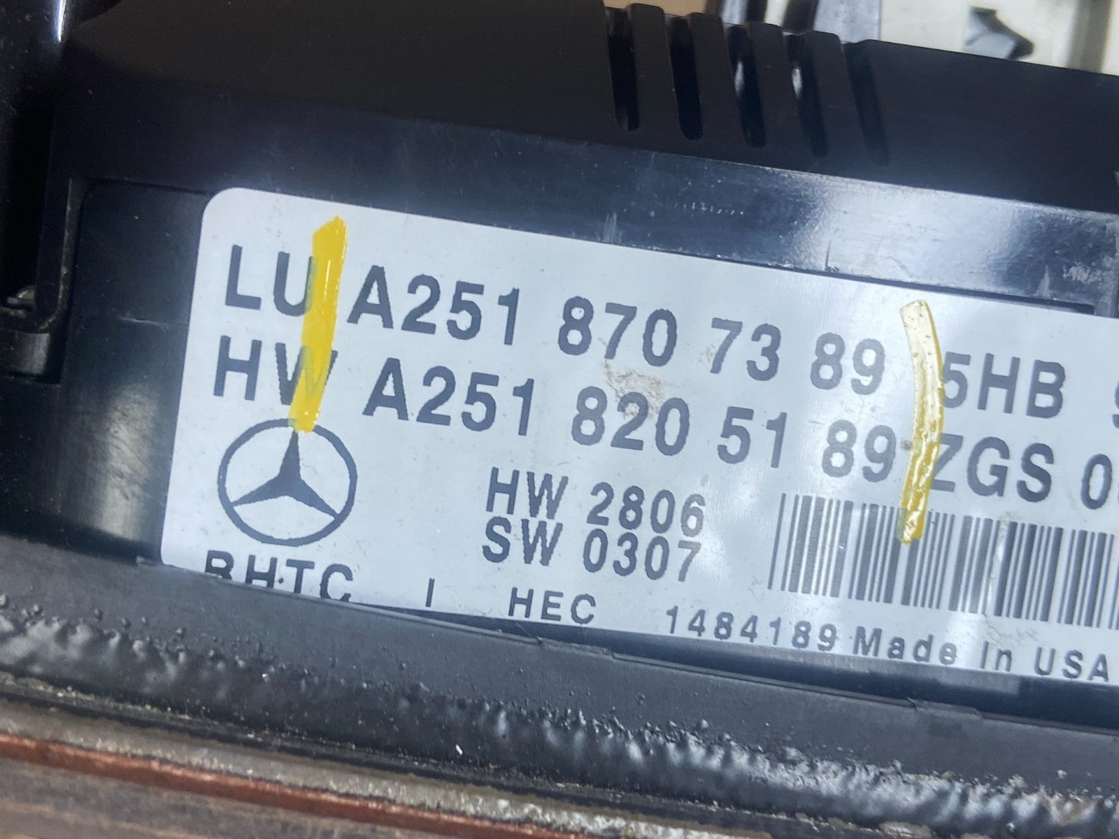 2006 to 2008 Mercedes W251 R350 AC Temp Heater Climate Control OEM T8983 DG6