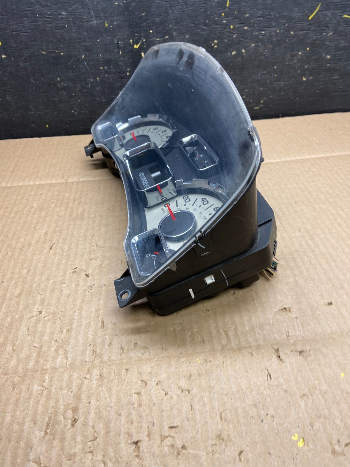 2007 Ford  Expedition Speedometer Cluster Gauge U5976 PS4