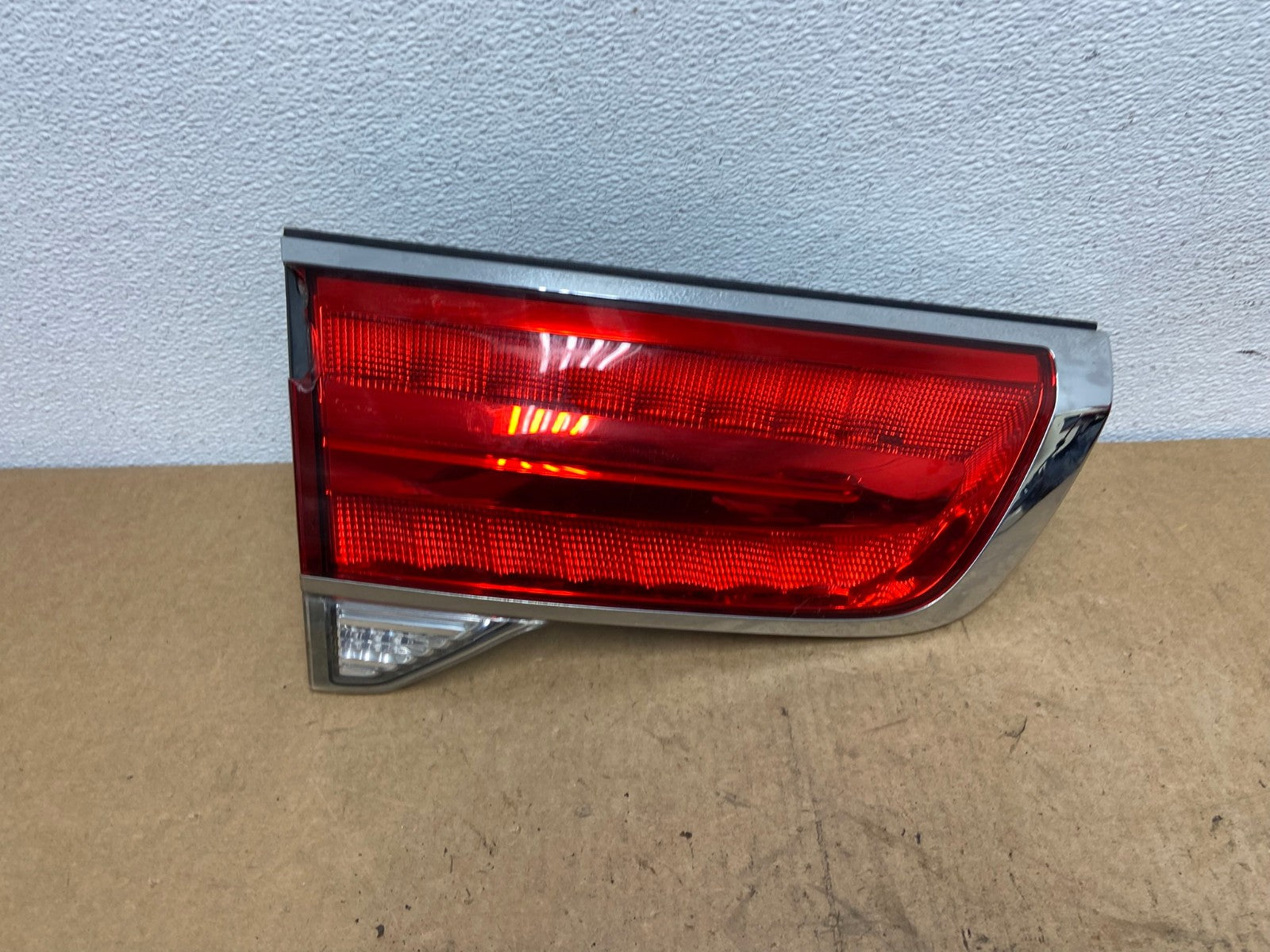 2011 to 2015 Lincoln MKX Left Driver LH Side Inner Tail Light Oem AC3091 LK0