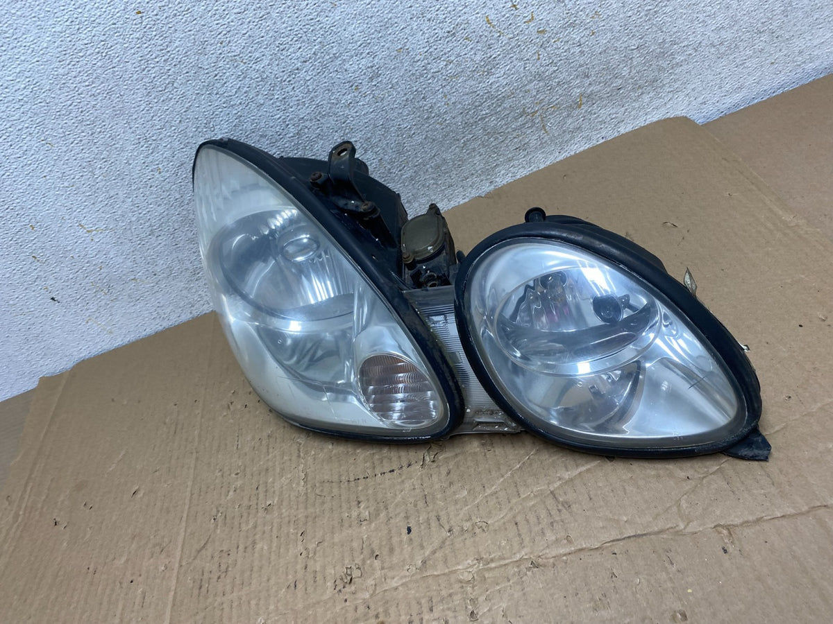 2001 to 2005 Lexus GS430 Gs300 Right Passenger Headlight Halogen AI1268 DW1