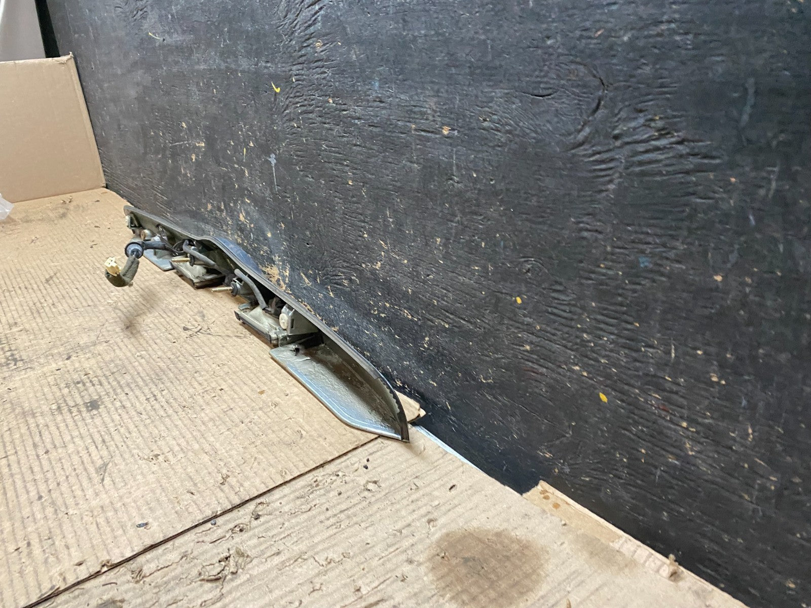 2001-2007 Toyota Highlander Chrome Liftgate Release License Lights Trim V9577 DG5