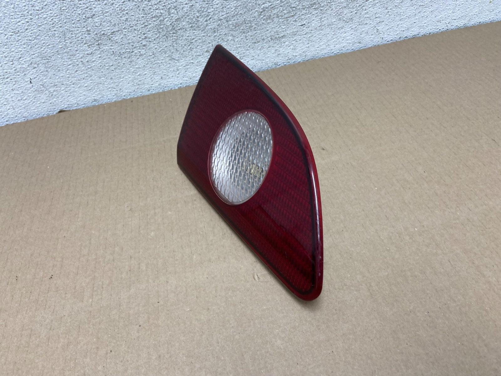 2001 2002 Toyota Corolla Left Driver LH Side Inner Tail light AG5817 DW1