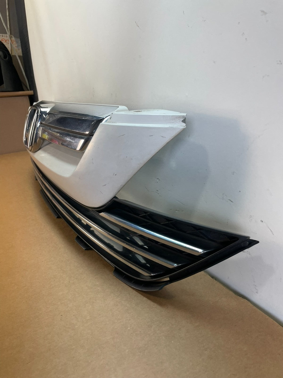 2007 to 2009 Honda CR-V CRV Front Upper Grille Grill AF8531 DG1