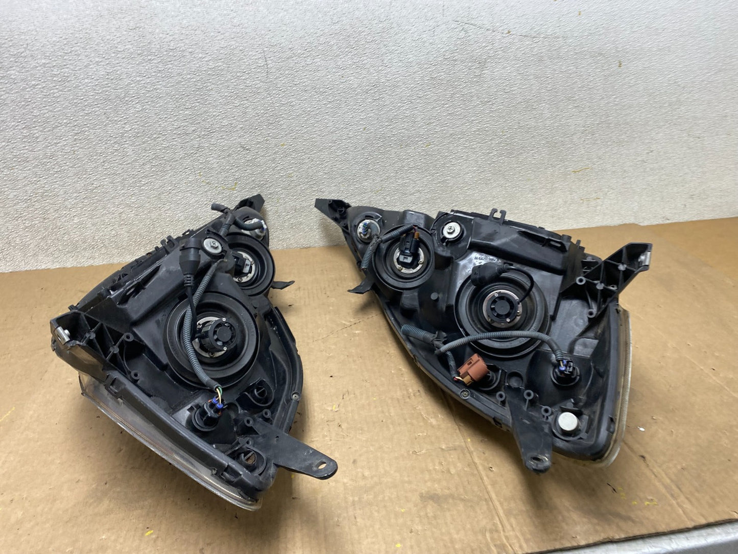 2006 to 2010 Toyota Sienna Left+Right Side Set Headlights Halogen W8729 DW14
