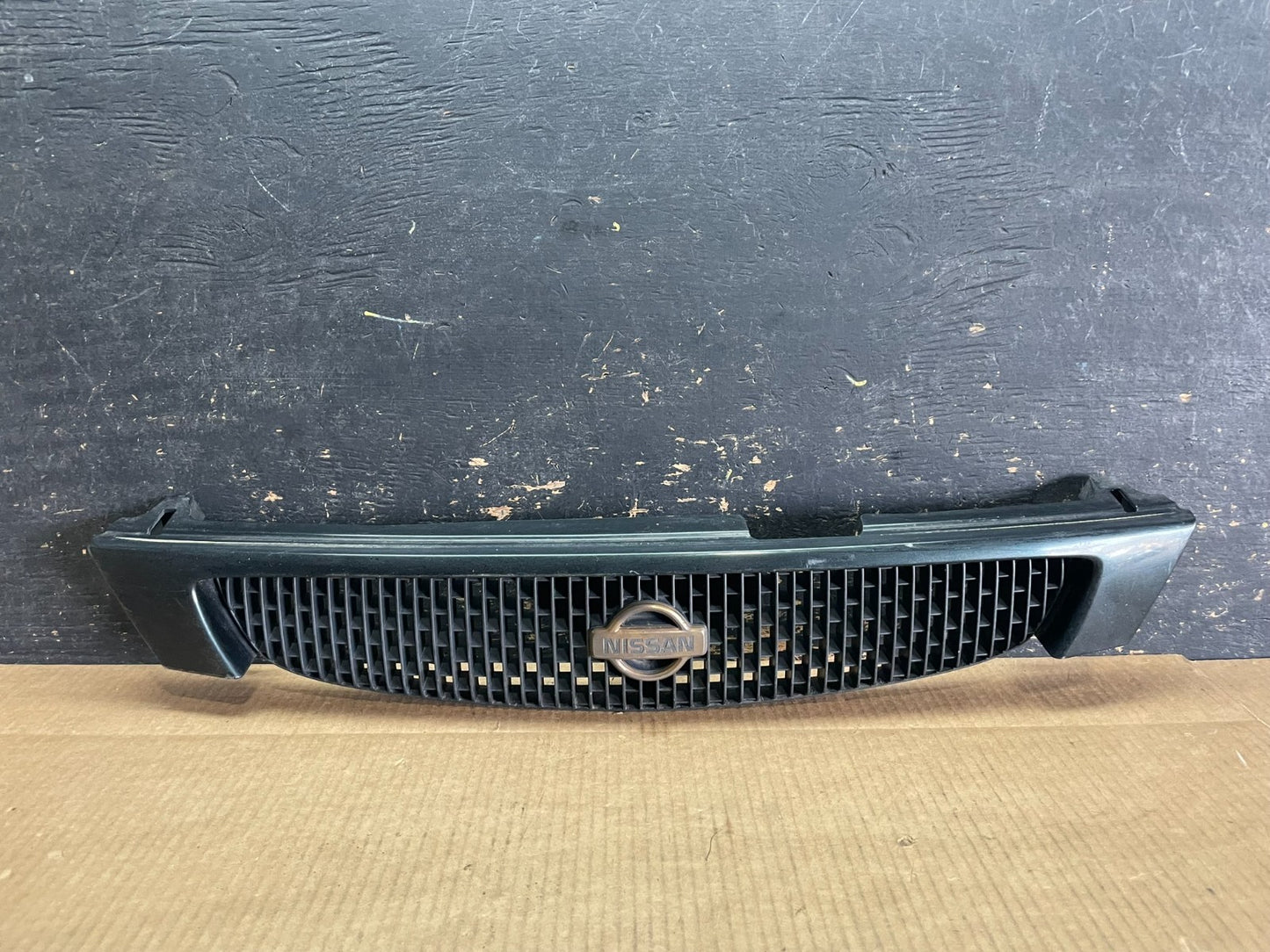 1995 1996 Nissan Maxima Front Upper Grill Grille Oem AA9200 DG0