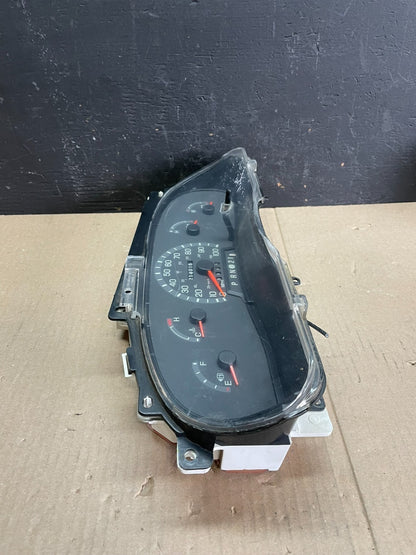 2001-2002 Ford Econoline E250 E350 Van Speedometer Instrument Cluster ab7834 DG3