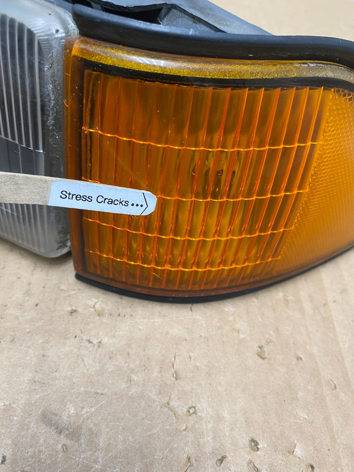 1989 to 1995 Plymouth Acclaim Left Side Headlights AD32423