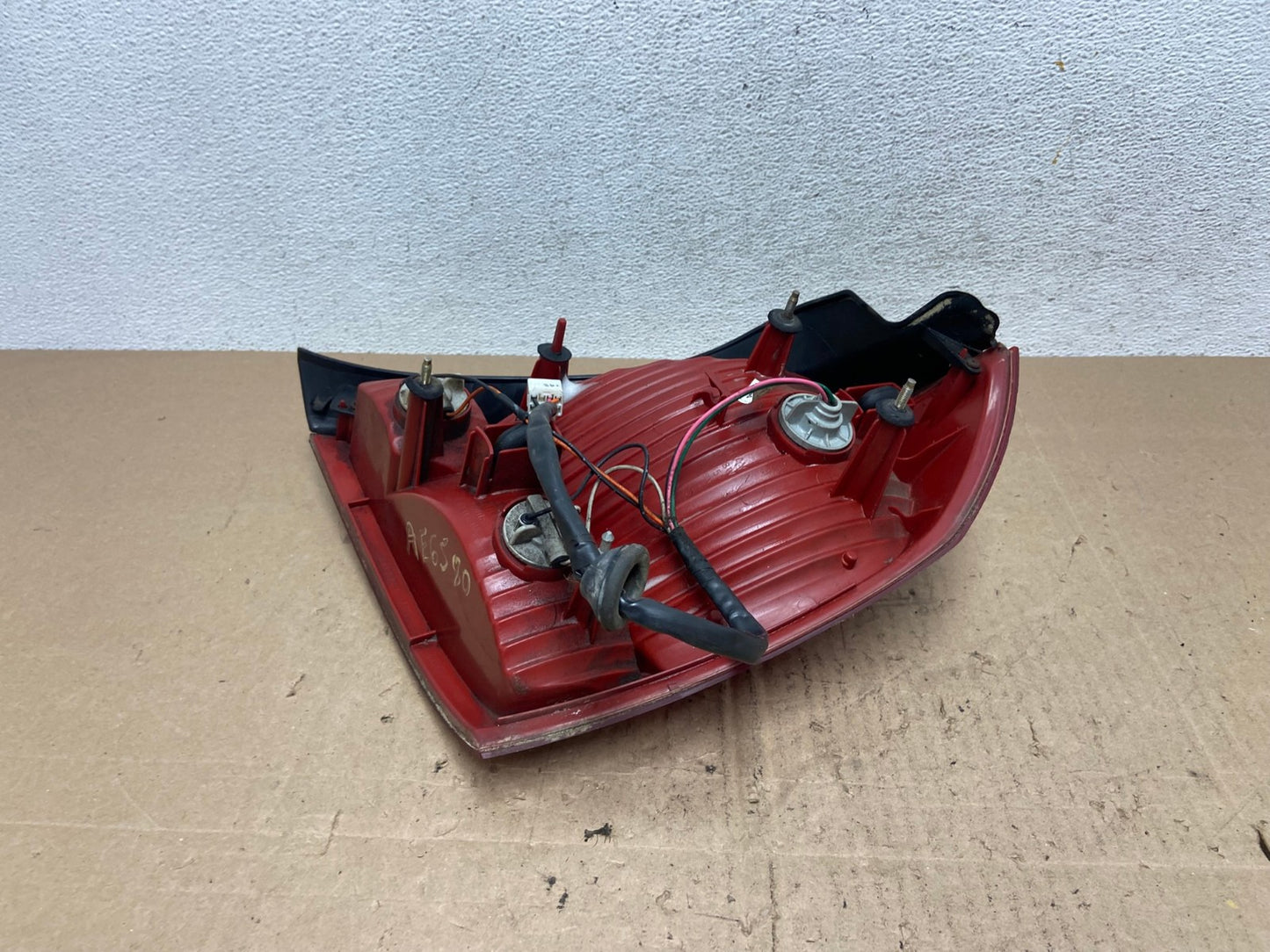 2001-2003 Sedan Hyundai Elantra Left Driver Lh Side Tail Light AE6580 LK5