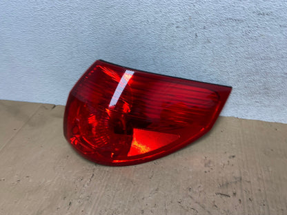 2006 - 2010 Toyota Sienna Right Passenger Side Tail Light AE9390 LK1