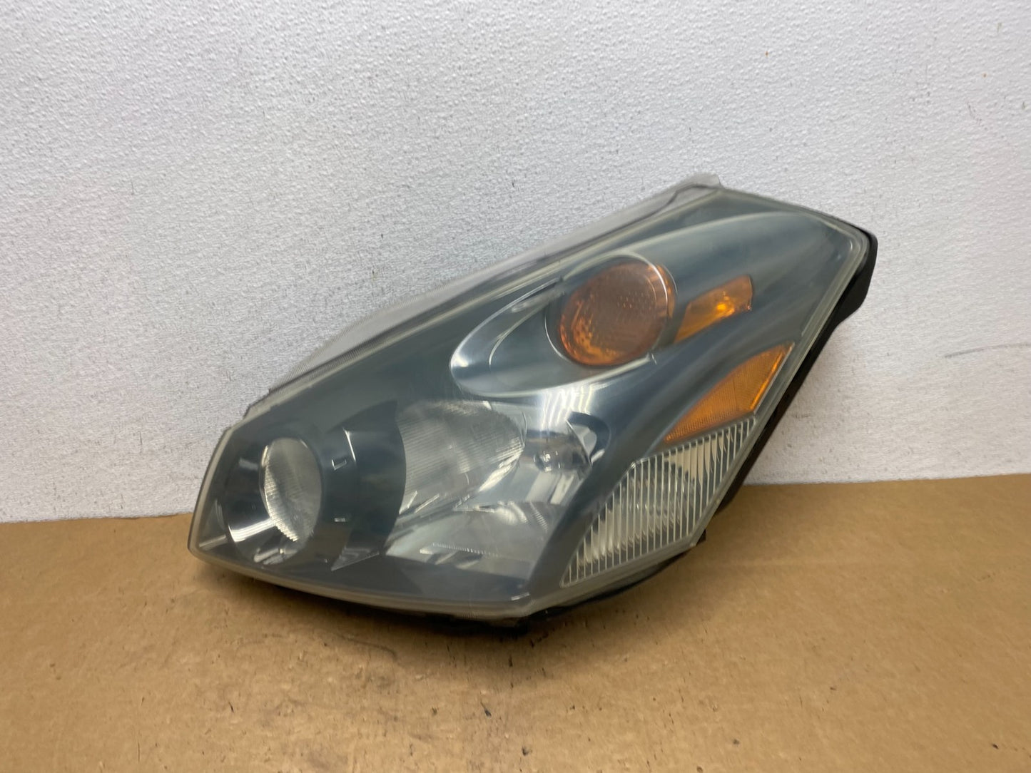 2004 to 2009 Nissan Quest Left Driver LH Black Headlight AD5226 DW0