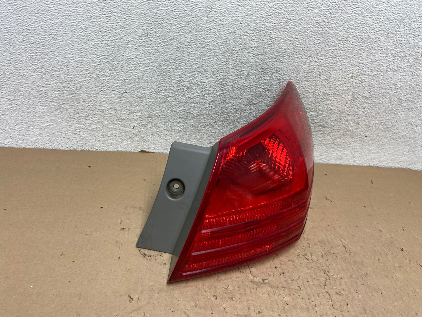 2008 to 2015 Nissan Rogue Right Passenger Rh Side Tail Light AG4435 LK2