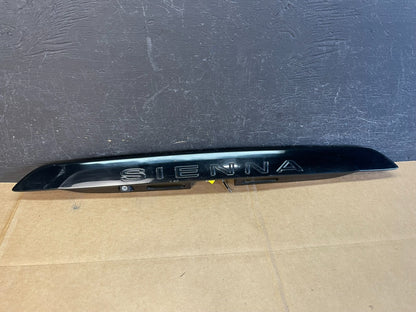 2011 to 2014 Toyota Sienna Rear Liftgate Tailgate Back View Camera AE0771 DG0
