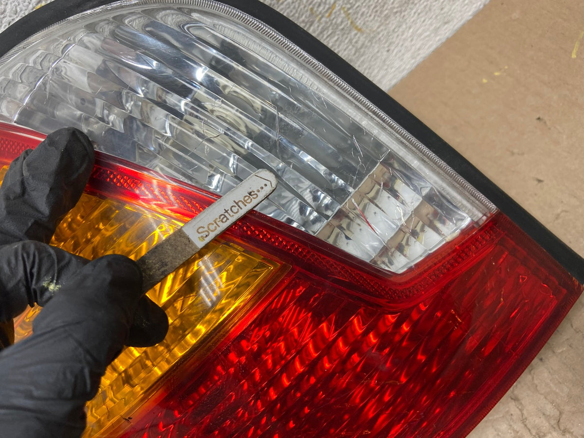 2001 - 2004 Hyundai Santa Fe Left Driver LH Side Tail Light AH6038 LK4