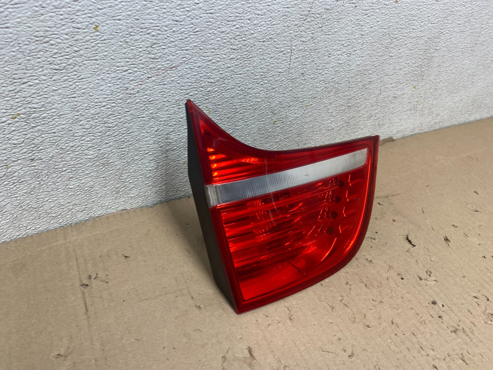 2008 to 2012 Bmw X6 E71 Left Driver Lh Side Inner Tail Light I8392 DG12