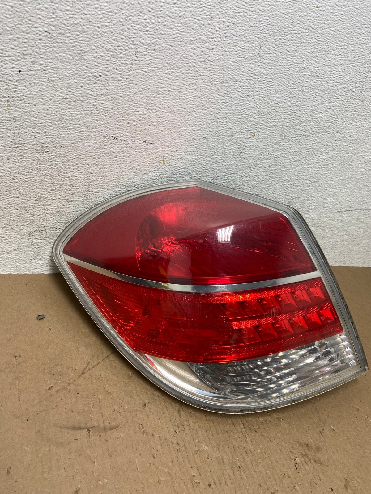 2007 2008 2009 Saturn Aura Left Driver LH Side Tail Light AD7697 LK2
