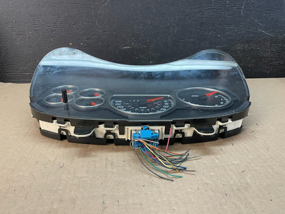 2006 - 2009 GMC Envoy Speedometer Cluster Gauge AE3318 DG6