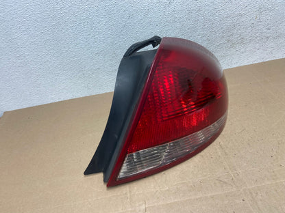 2004 2005 2006 2007 Ford Taurus Right Passenger Side Tail Light AE5040 LK2