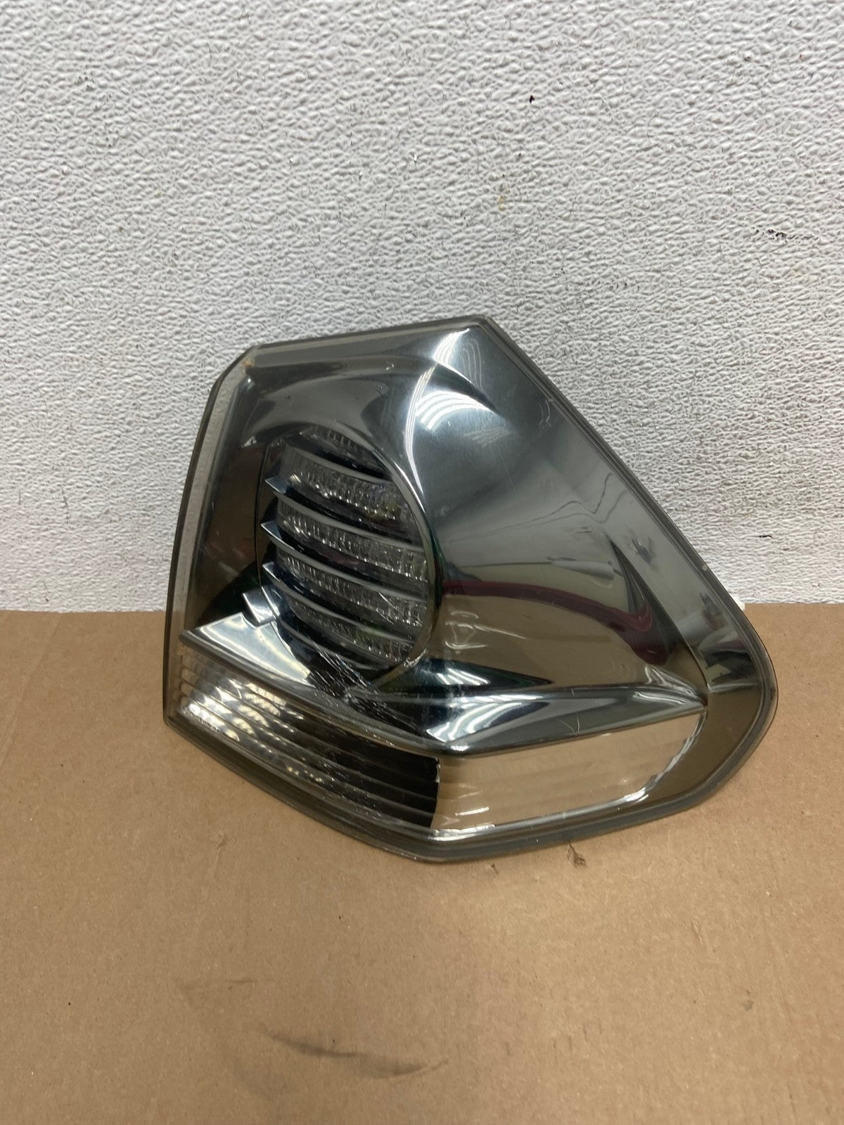 2006 to 2007 Lexus RX400H Right Passenger RH Side Tail Light AD6410 LK0