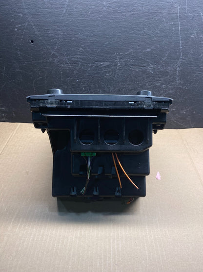2003-2006 Volvo XC90 Center A/C Climate Control Radio Panel Bezel AE7874 DG3