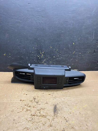 2020 to 2023 Ford  Explorer Console Radio Display Screen Air Vents x1355 DG0