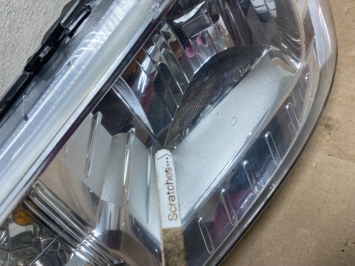 2009 to 2017 Dodge Journey Headlight Left Driver Lh Side Halogen AG4537 DW3