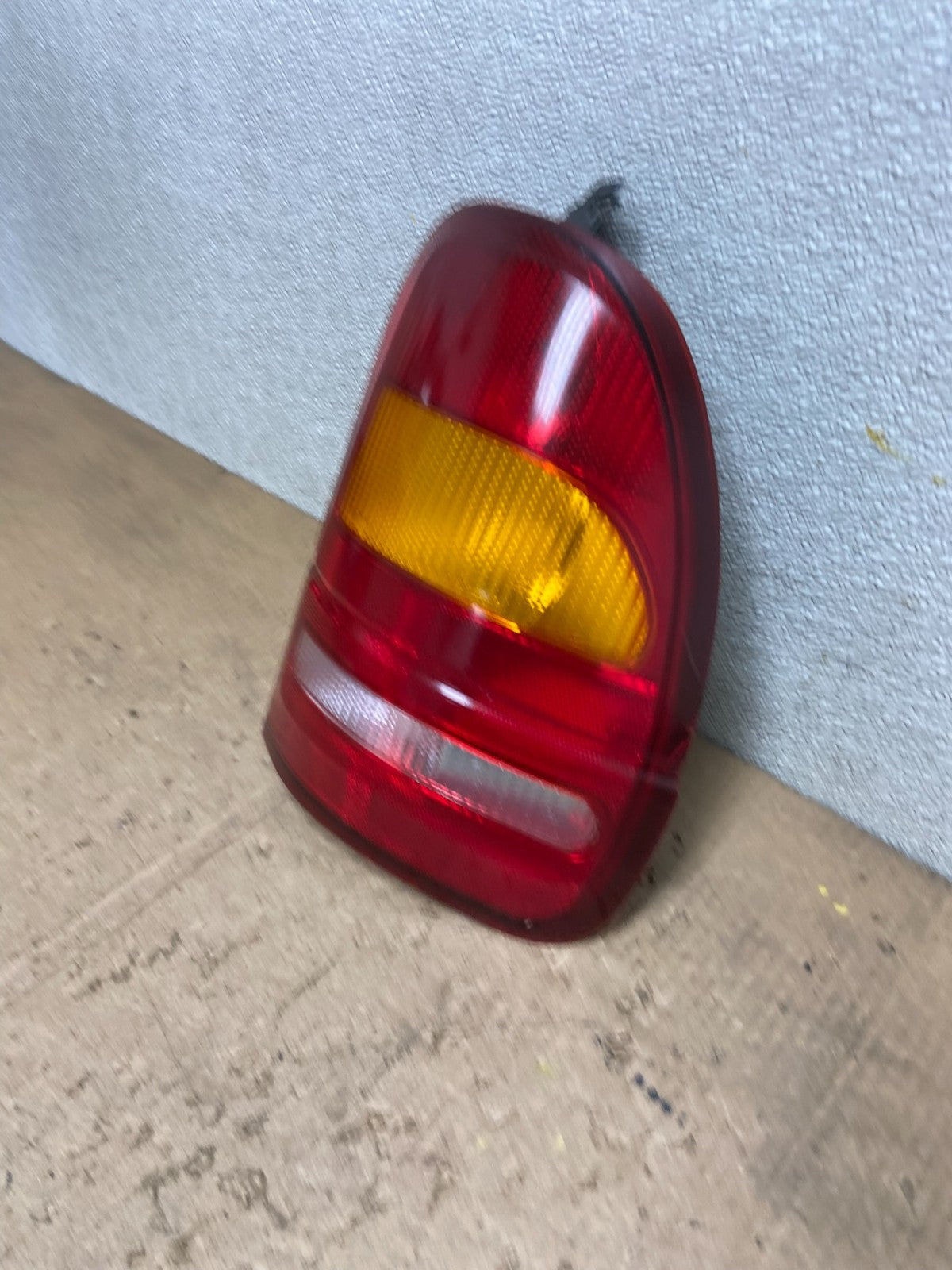 1995 to 1998 Ford Windstar Tail Light Right Passenger RH Side AA8254 LK1