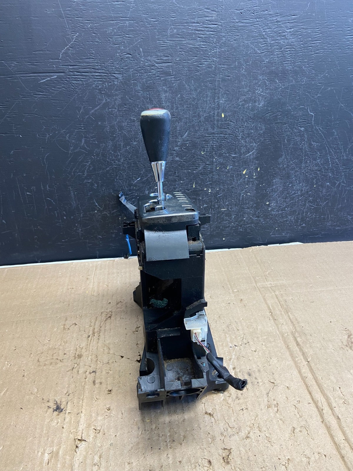 2002 to 2006 Lexus ES300 Center Console Shift Shifter AE2065 DG3