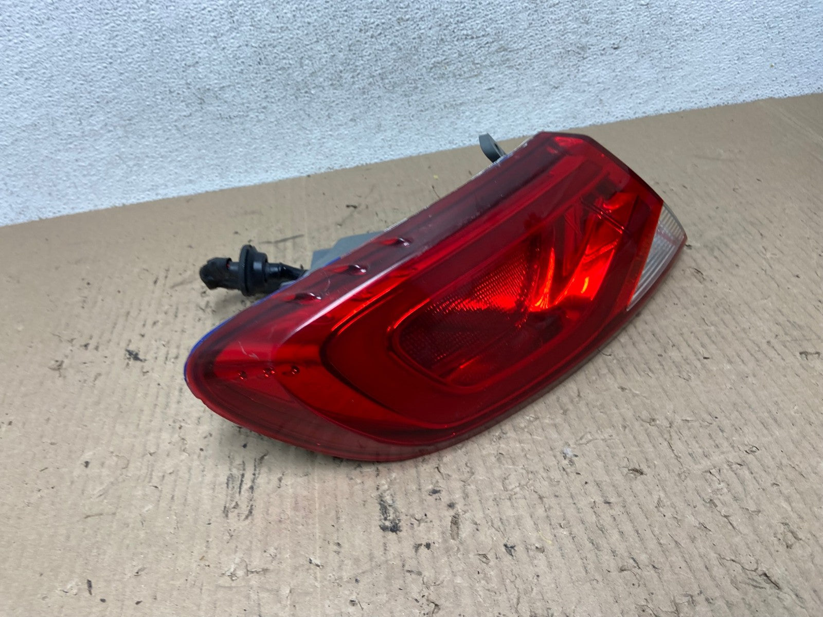 2015 2016 2017 Chrysler 200 Sedan Left Driver LH Side Tail Light DEPO AF6984 LK2