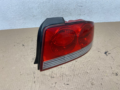 2002 - 2005 Hyundai Sonata Right Passenger RH Side Tail Light AF6991 LK2