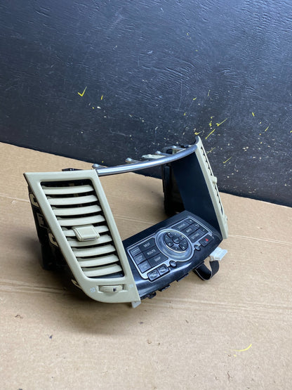 2009 -2017 Infiniti FX35 Radio Screen Panel Bezel Trim OEM W6479 DG1