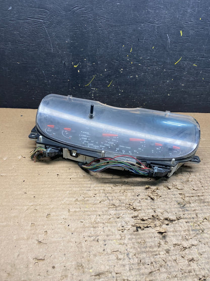 2004 to 2008 Ford E150 E250 Gauge Speedometer Cluster S9082 DG3