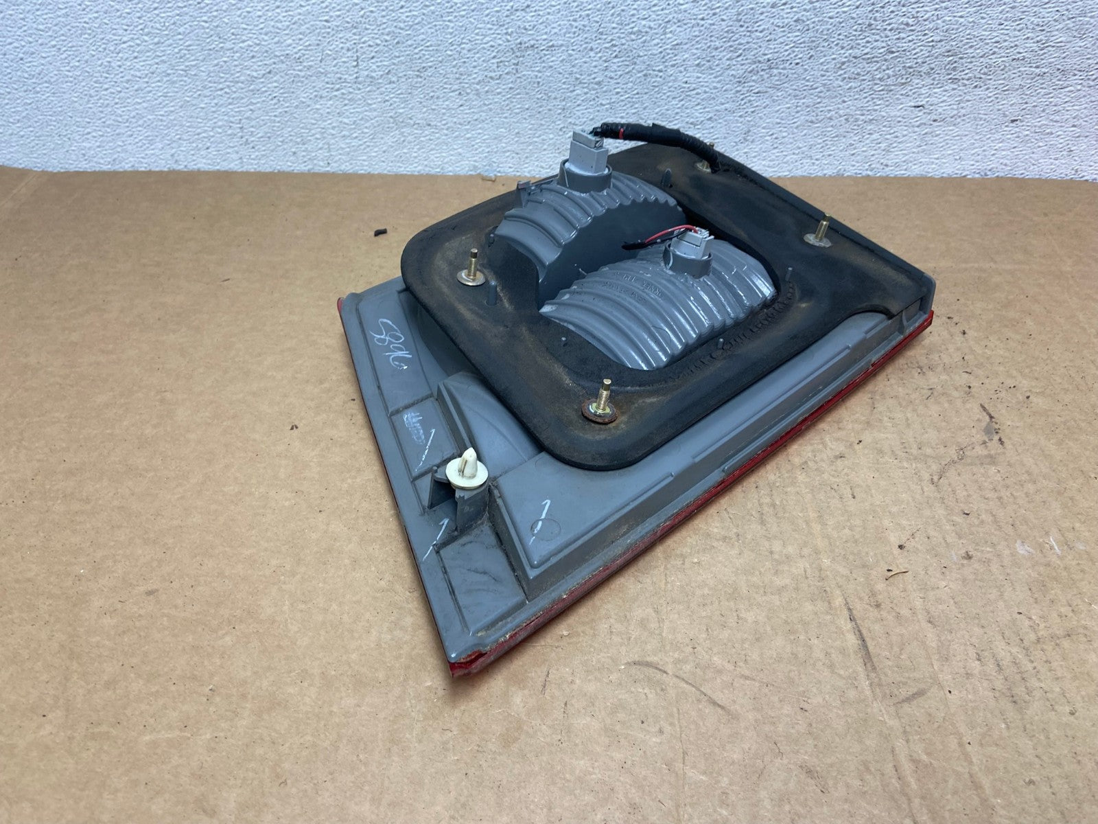 2005 2006 2007 Honda Odyssey Inner Left Driver Lh Tail Light AD5498 LK4