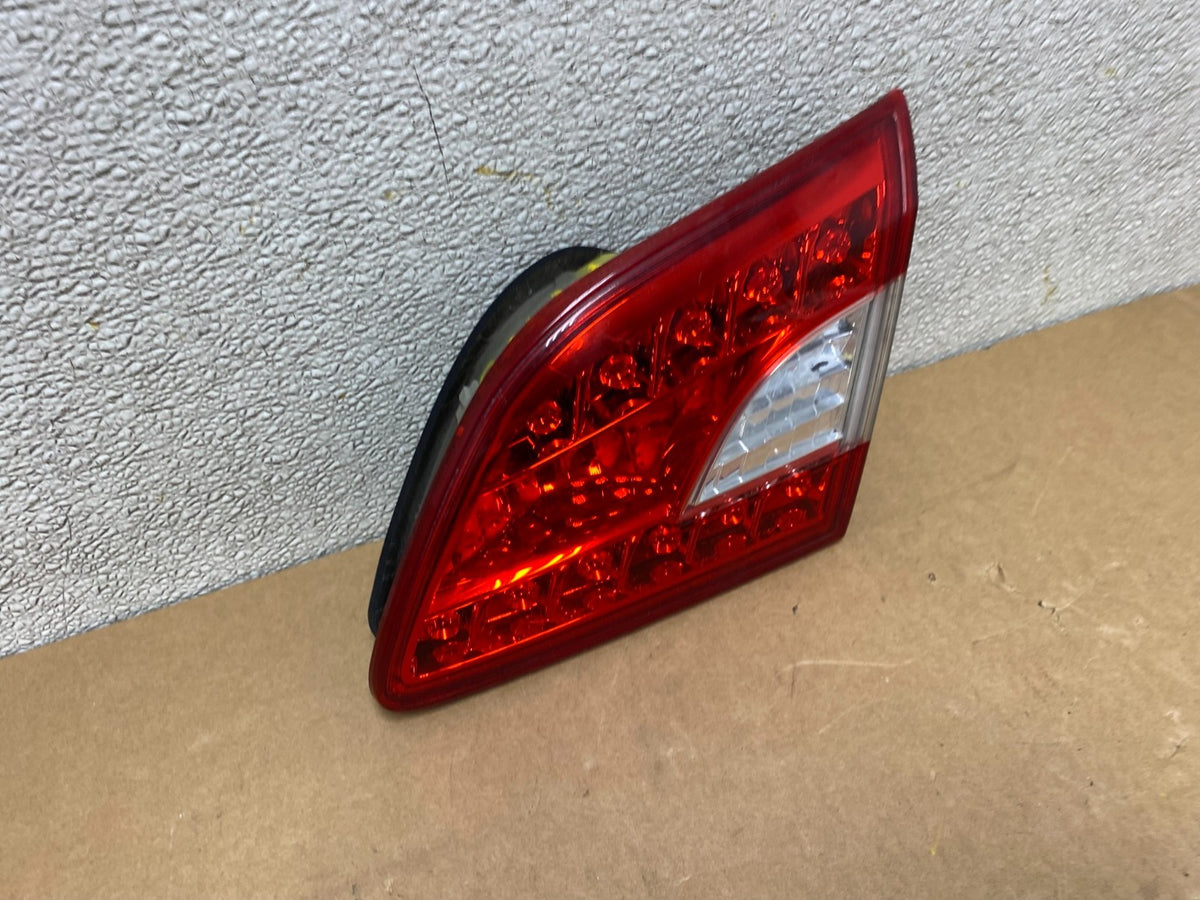 2013 2014 2015 Nissan Sentra Led Right Passenger Inner Tail Light V4908 DW2