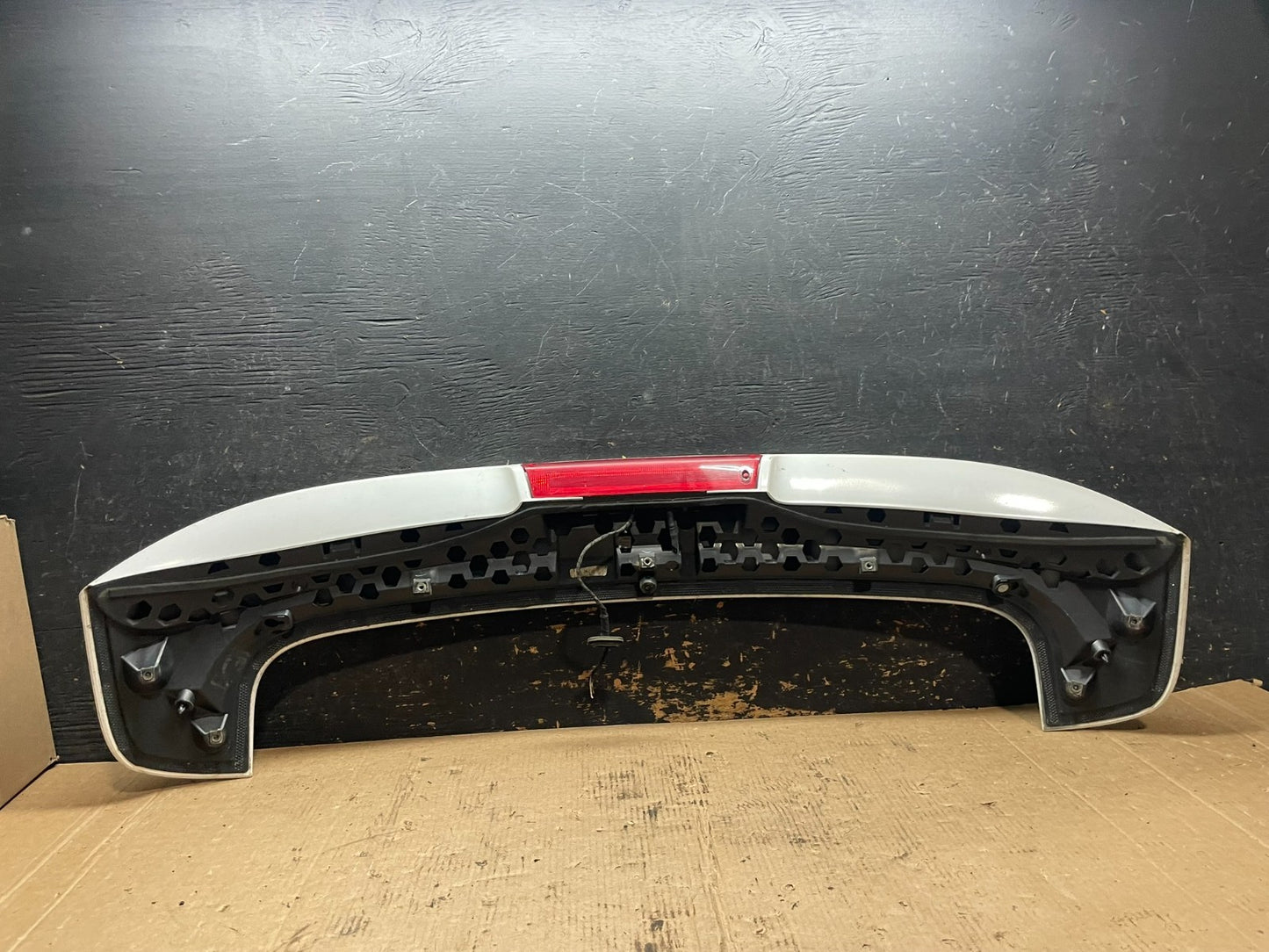 2012 to 2017 Ford Focus SE 4DR Hatchback Trunk Lid Spoiler Wing OEM Z5876 DG7