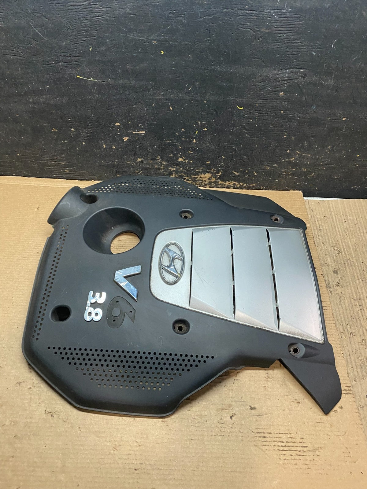 2006 to 2008 Hyundai Sonata V6 Engine Motor Shield Cover V9383 DG2