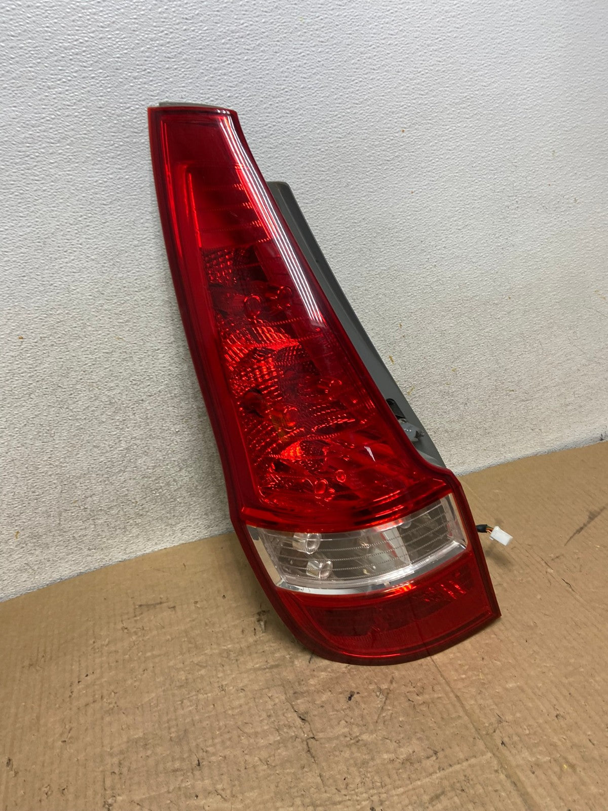 2009-2012 Hyundai Elantra Touring Wagon Left Driver LH Tail Light AI8048 LK2