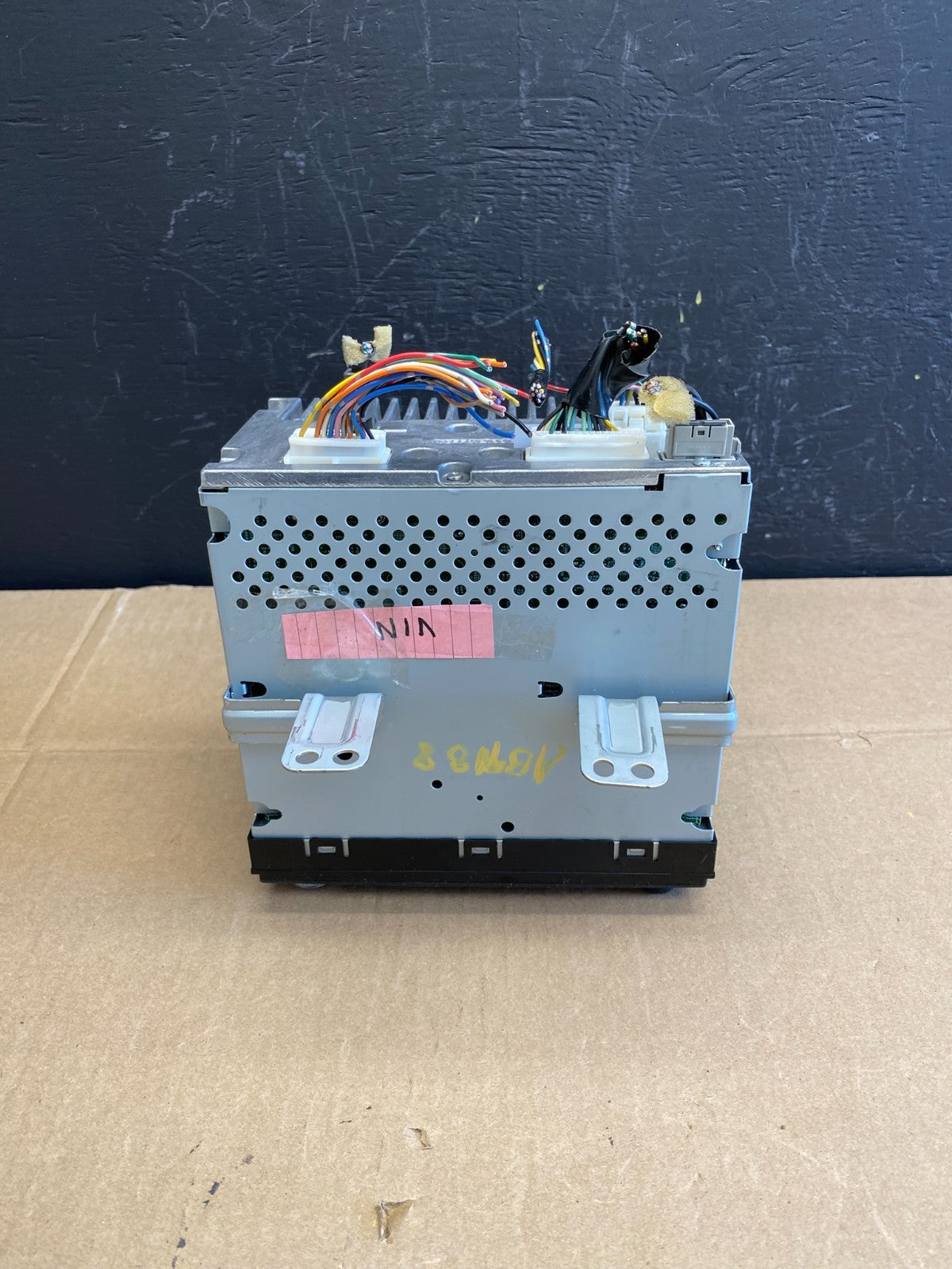 2011 to 2012 Nissan Rogue AM FM Radio CD Player Screen Receiver AB9188 DG3